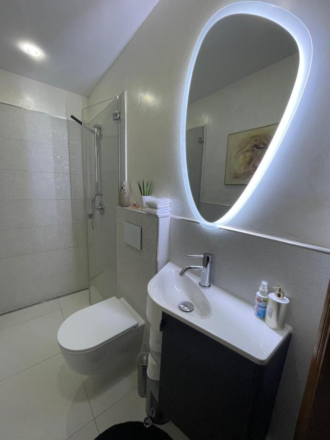 Airport Rooms Waldblick Кёльн Экстерьер фото